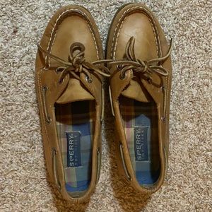 Classic Brown Women’s Sperry Topsiders